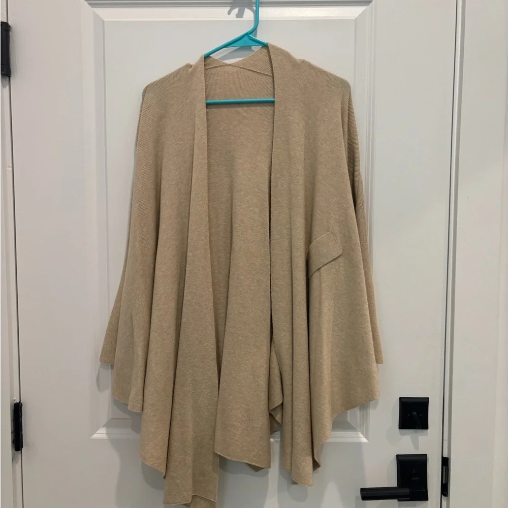 Amazon PULI Women's Elegant Shawl Wrap - Picture 2 of 3